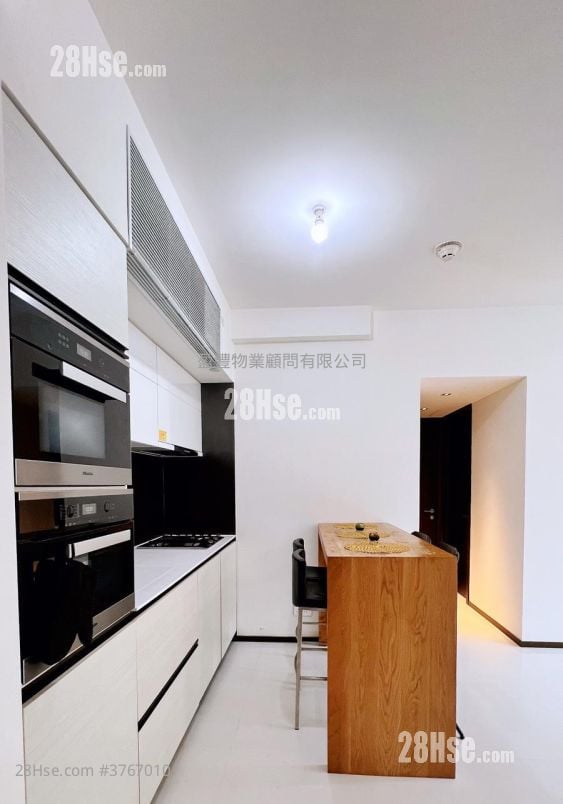 Regent Hill Sell 2 Bedrooms , 1 Bathroom 540 ft²