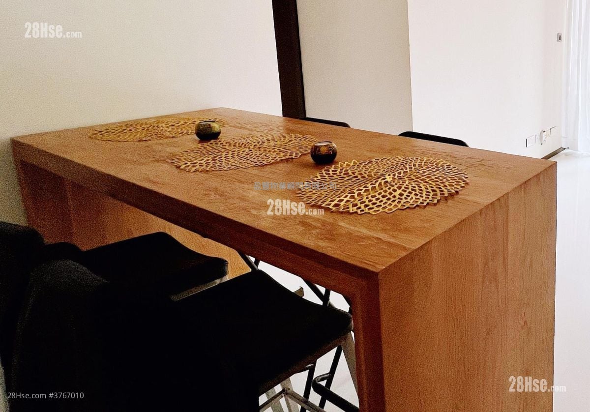 Regent Hill Sell 2 Bedrooms , 1 Bathroom 540 ft²