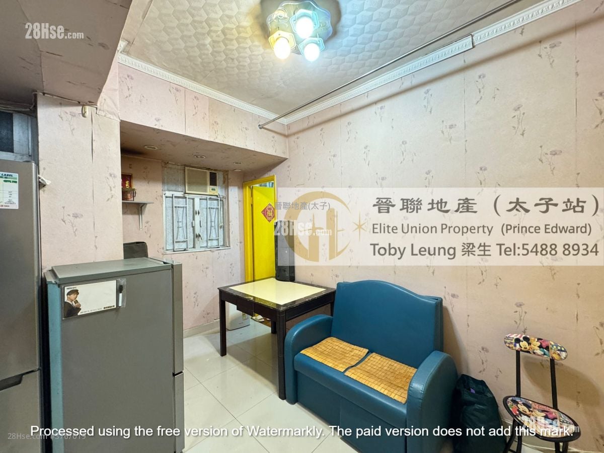 唐楼 售盘 2 房 , 1 浴室 300 平方尺