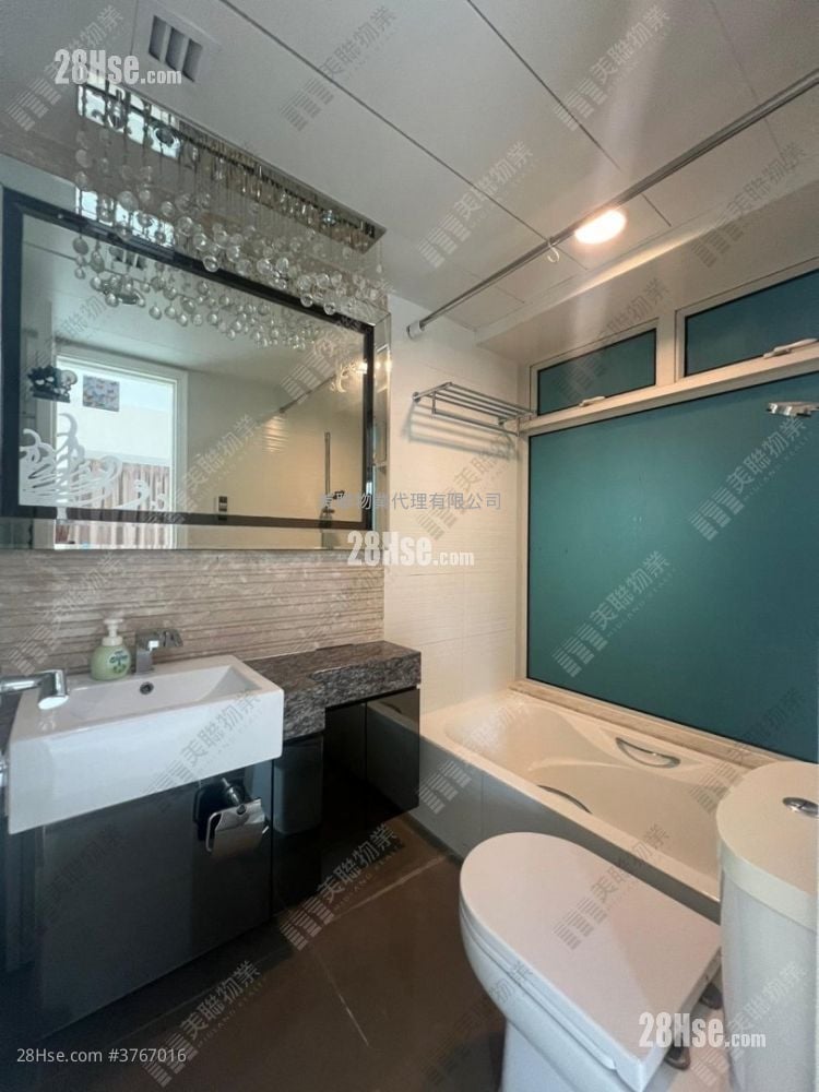 The Beaumount Sell 3 Bedrooms , 1 Bathroom 694 ft²