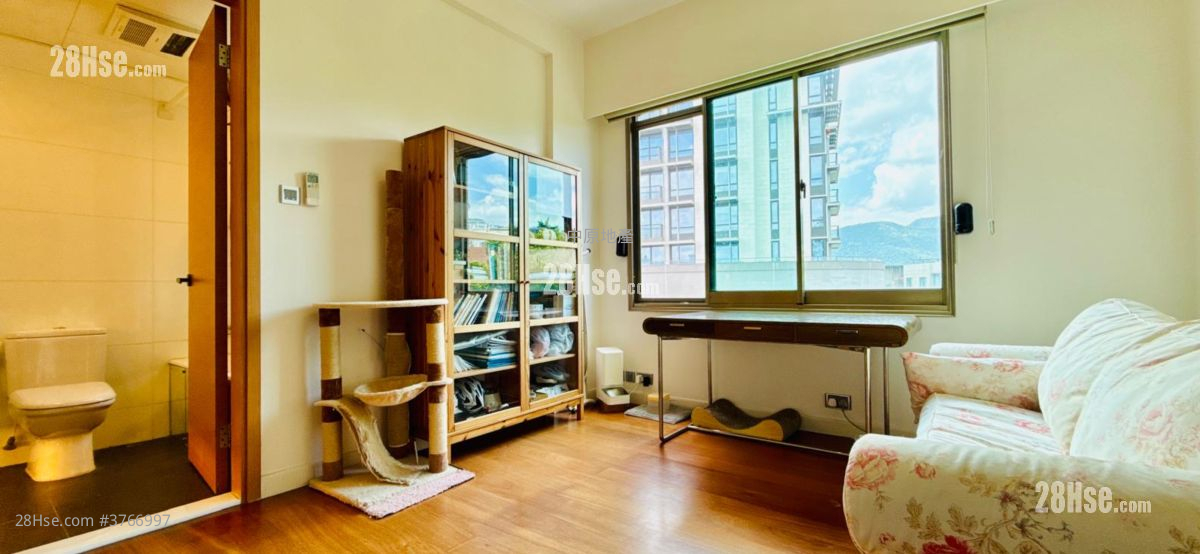 聚豪天下 售盘 3 房 2,447 平方尺