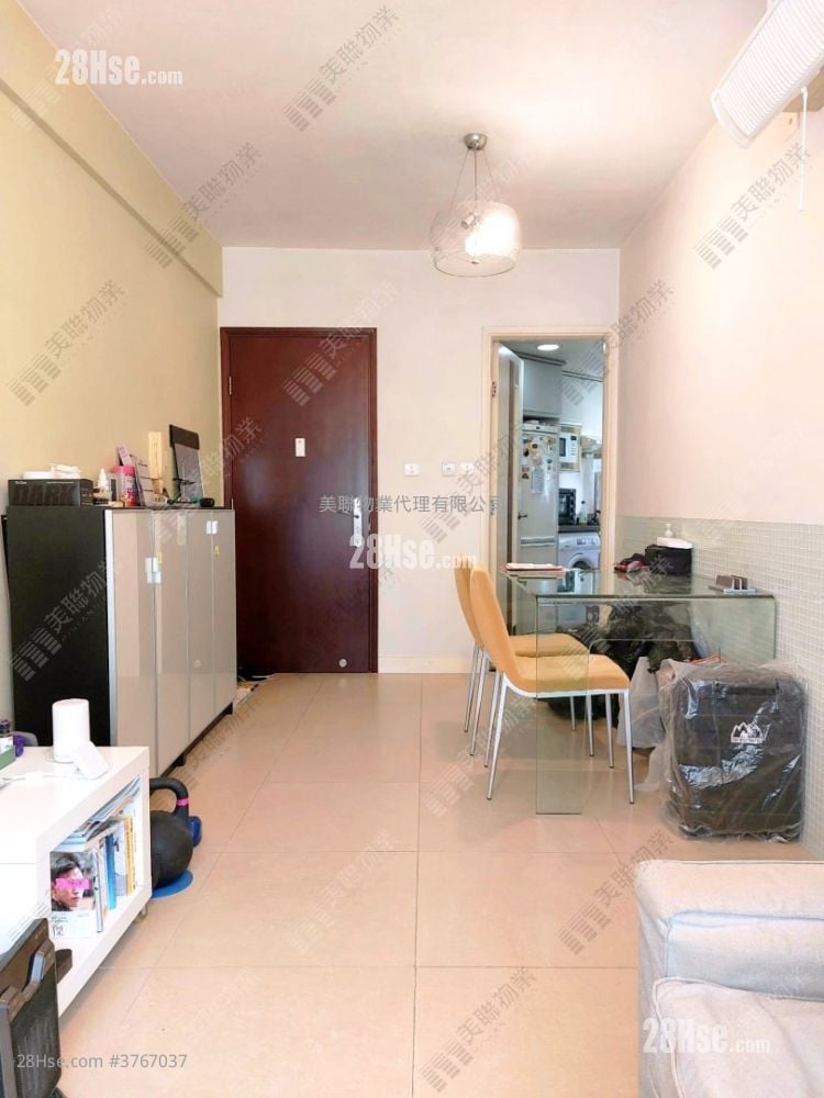 Tseung Kwan O Plaza Sell 2 Bedrooms , 1 Bathroom 453 ft²
