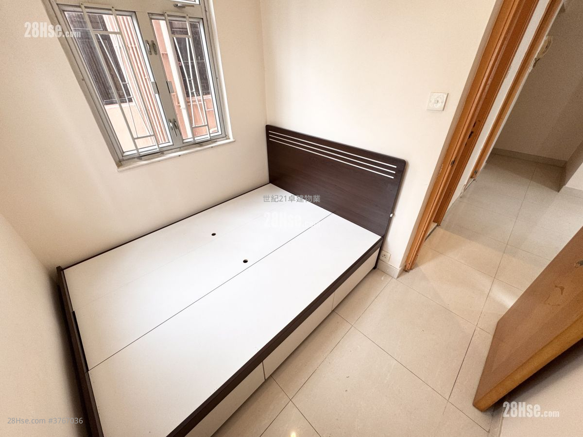 伟成大厦 售盘 2 房 , 1 浴室 285 平方尺