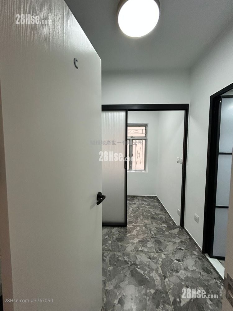 Garden Mansion Rental 1 Bedroom , 1 Bathroom 763 ft²