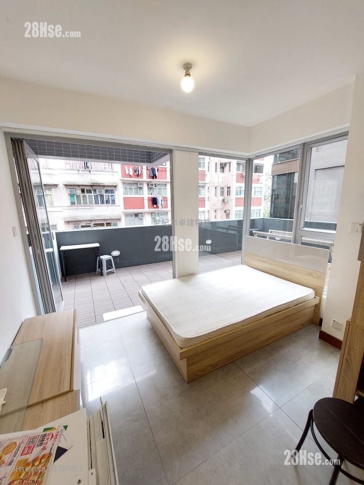 AVA62 售盘 开放式间隔 , 1 浴室 184 平方尺