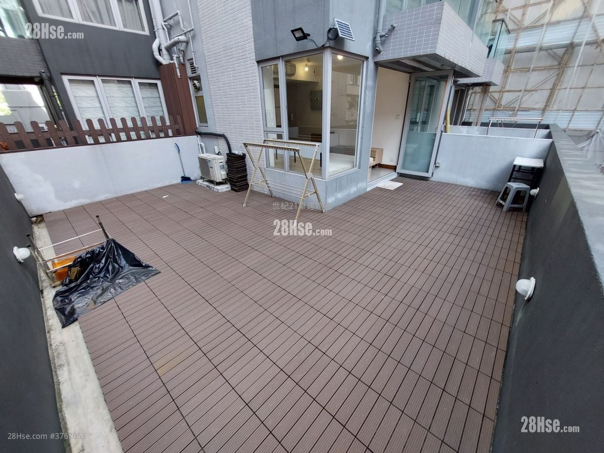 AVA62 售盘 开放式间隔 , 1 浴室 184 平方尺