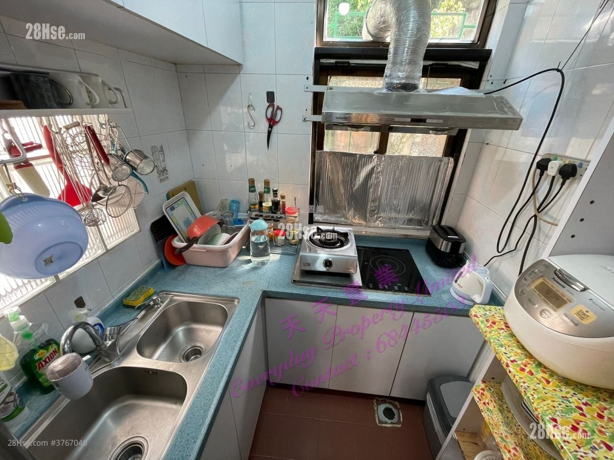 Village Sell 3 Bedrooms , 2 Bathrooms