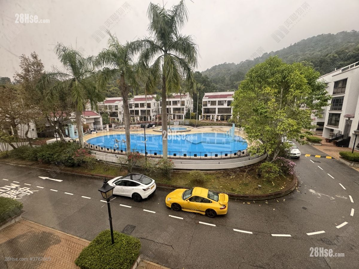 新翠山庄 售盘 3 房 915 平方尺