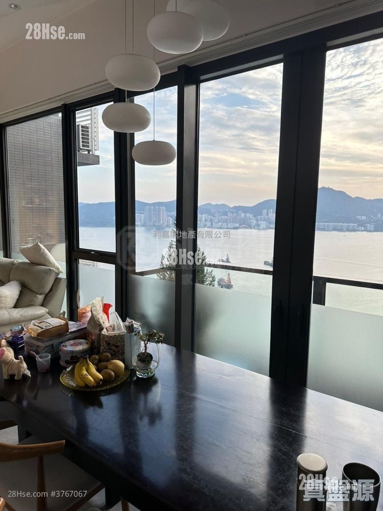 晋海 售盘 4 房 1,064 平方尺