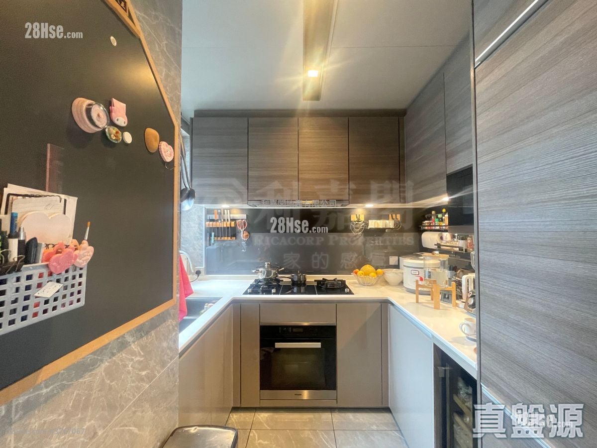 晋海 售盘 4 房 1,064 平方尺