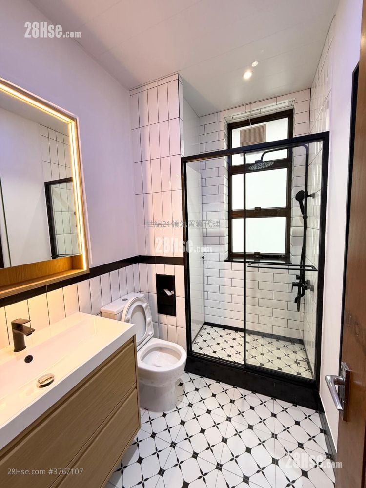 5-7 Belfran Road Rental 4 Bedrooms , 3 Bathrooms 1,679 ft²