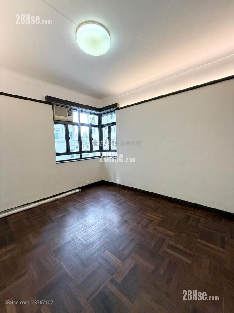 5-7 Belfran Road Rental 4 Bedrooms , 3 Bathrooms 1,679 ft²