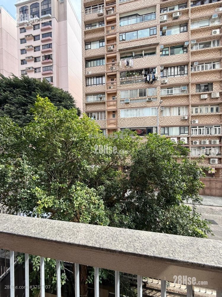 5-7 Belfran Road Rental 4 Bedrooms , 3 Bathrooms 1,679 ft²