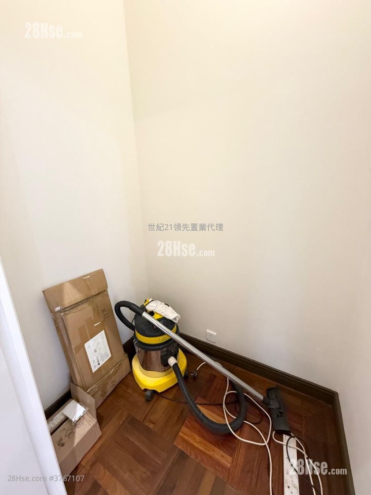 5-7 Belfran Road Rental 4 Bedrooms , 3 Bathrooms 1,679 ft²