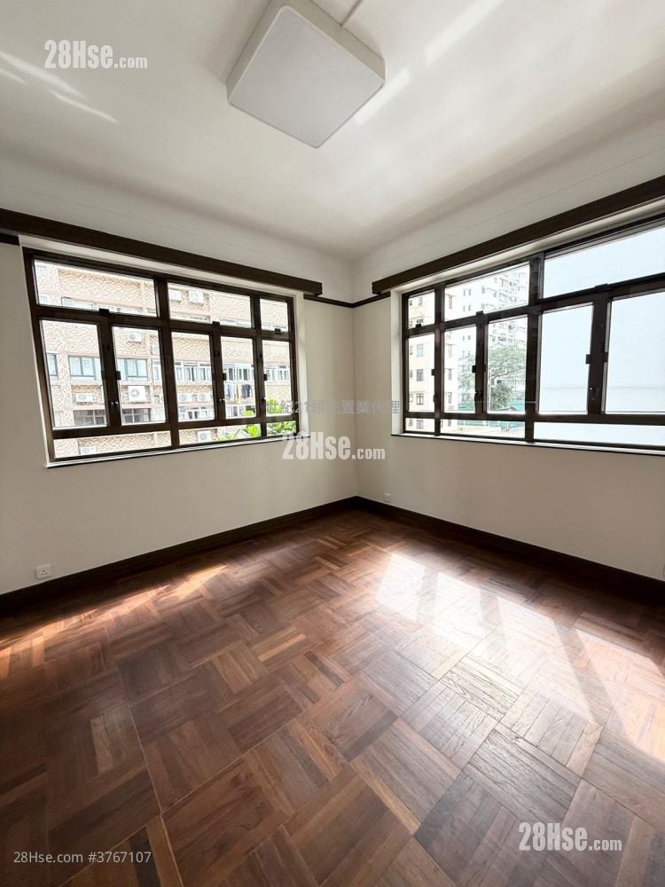 5-7 Belfran Road Rental 4 Bedrooms , 3 Bathrooms 1,679 ft²