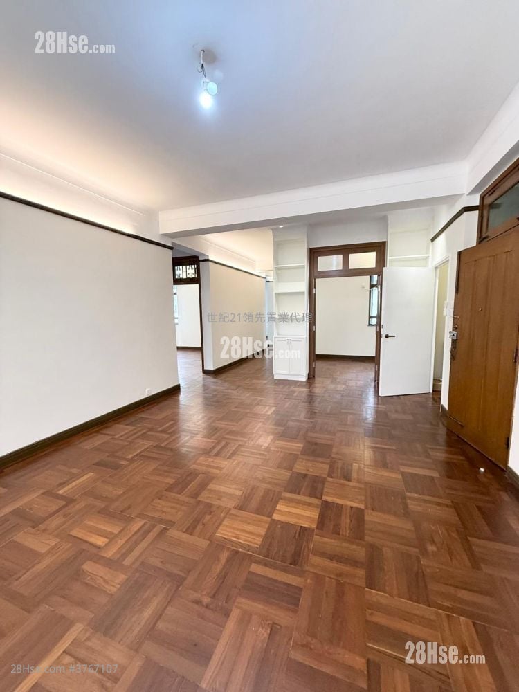 5-7 Belfran Road Rental 4 Bedrooms , 3 Bathrooms 1,679 ft²