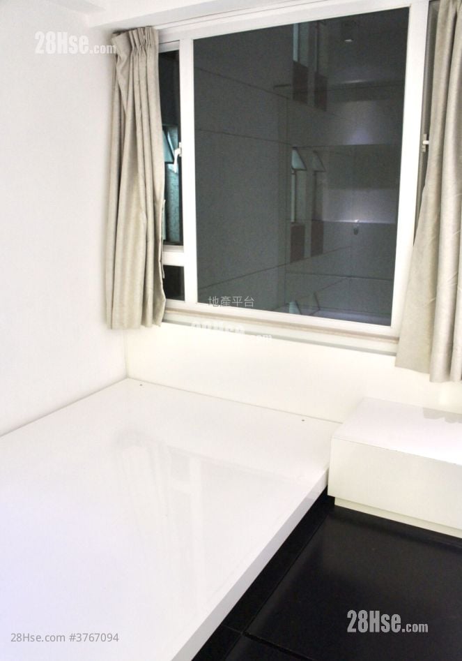 Grandview Garden Sell 2 Bedrooms , 1 Bathroom 295 ft²