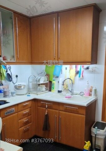 Royal Peninsula Sell 4 Bedrooms 1,051 ft²