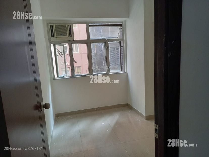 New Fortune House Sell 2 Bedrooms , 1 Bathroom 400 ft²