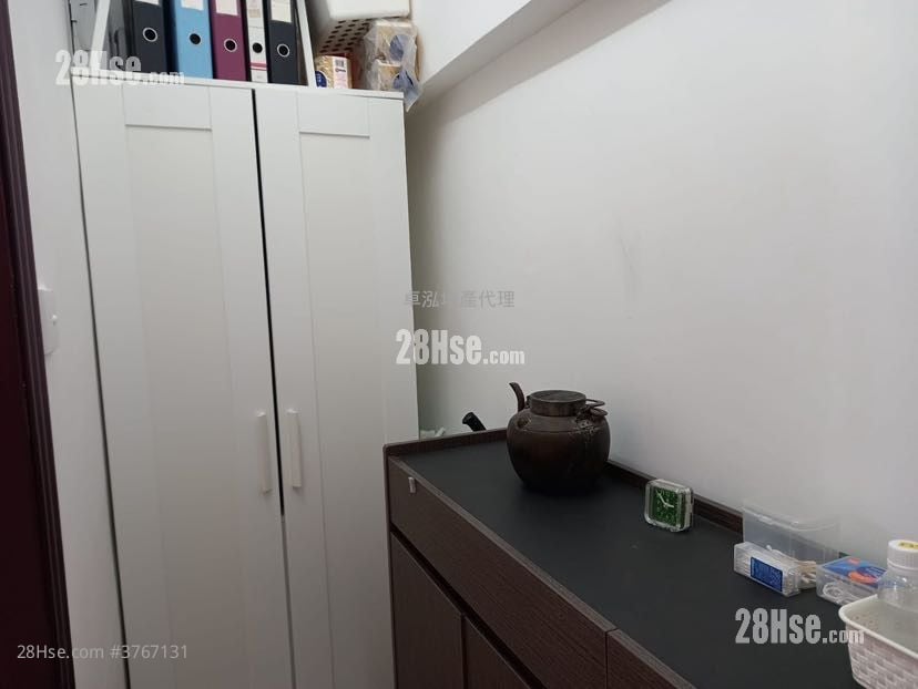 New Fortune House Sell 2 Bedrooms , 1 Bathroom 400 ft²