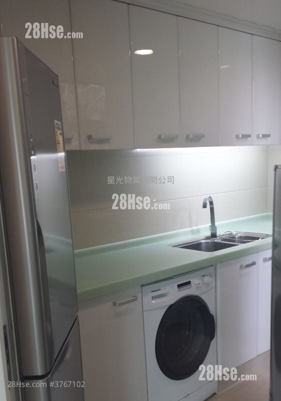 Jubilant Place Sell 4 Bedrooms , 2 Bathrooms 775 ft²