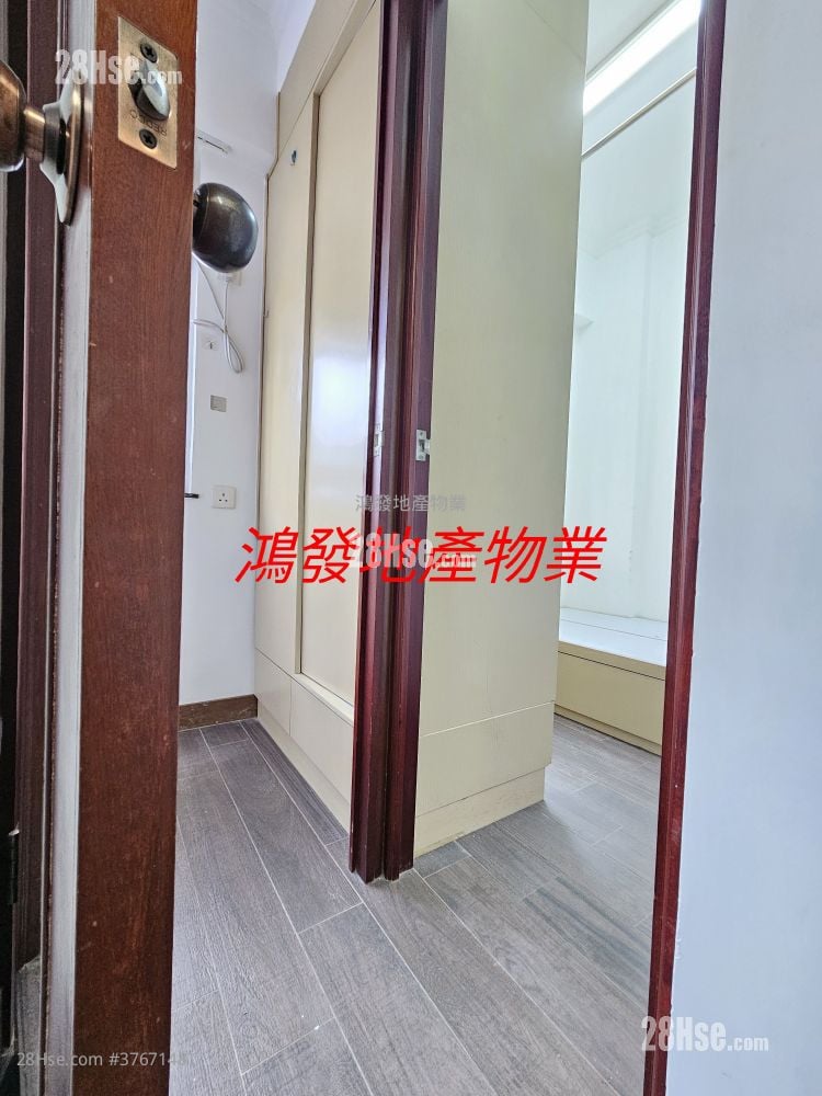 King Wong Building Sell 2 Bedrooms , 1 Bathroom 179 ft²
