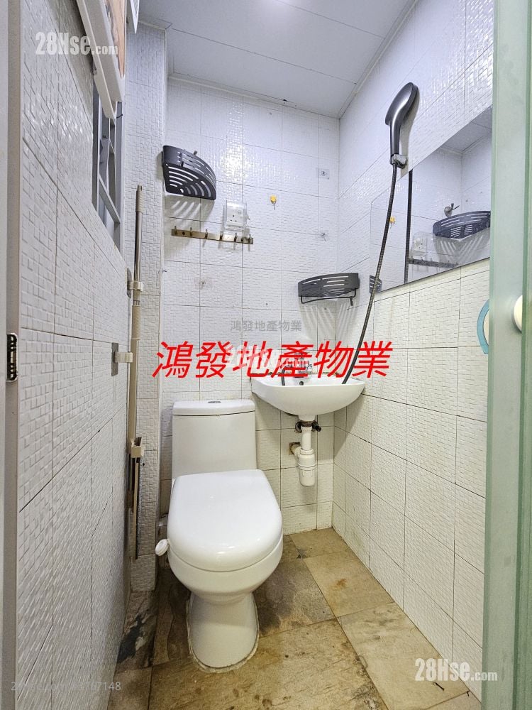 King Wong Building Sell 2 Bedrooms , 1 Bathroom 179 ft²