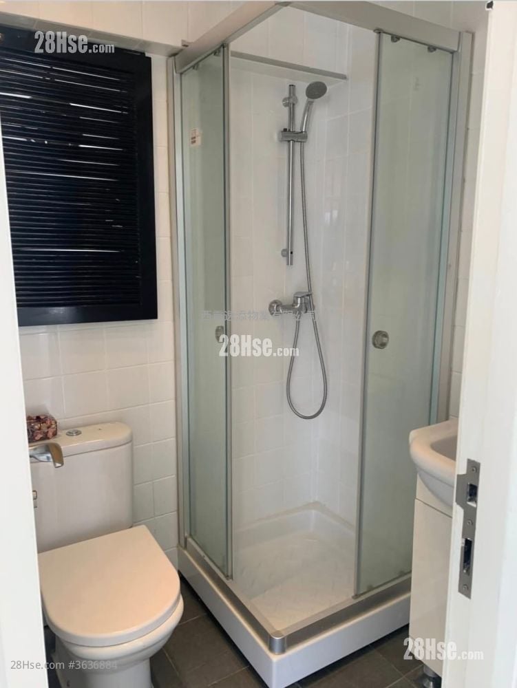 Sai Kung Garden Rental 3 Bedrooms , 2 Bathrooms 570 ft²