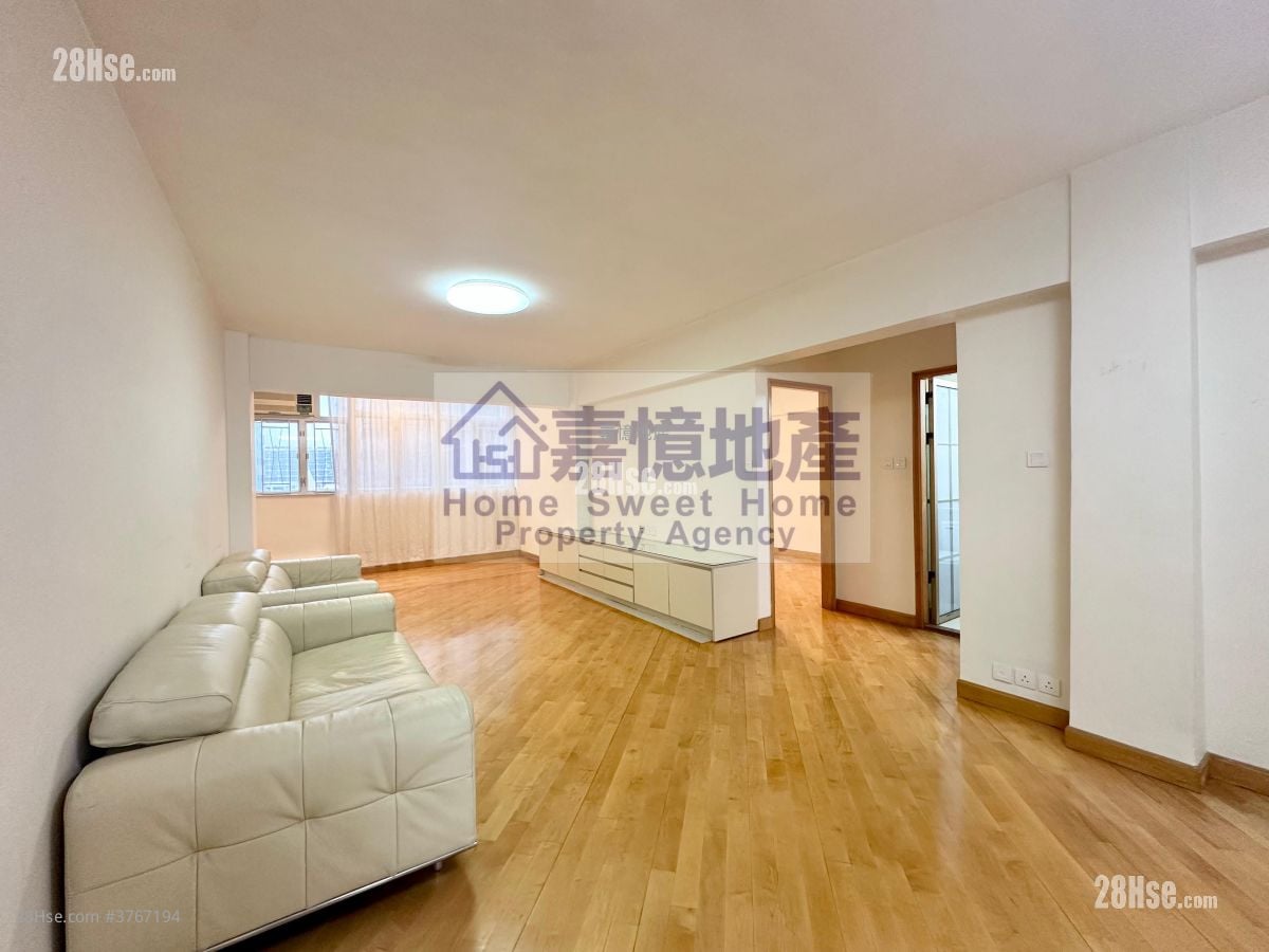 Apartment Sell 4 Bedrooms , 2 Bathrooms 1,104 ft²