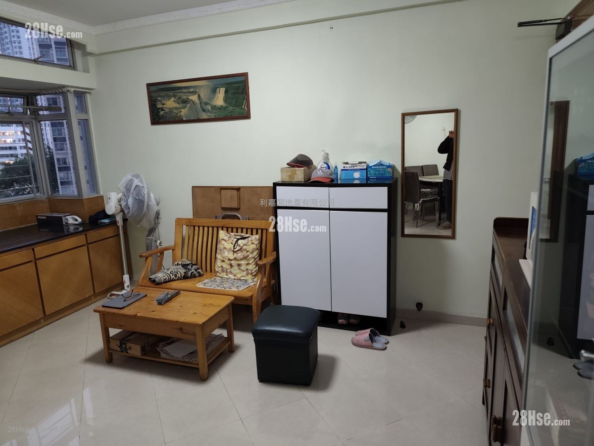 嘉湖山庄 售盘 3 房 , 2 浴室 630 平方尺