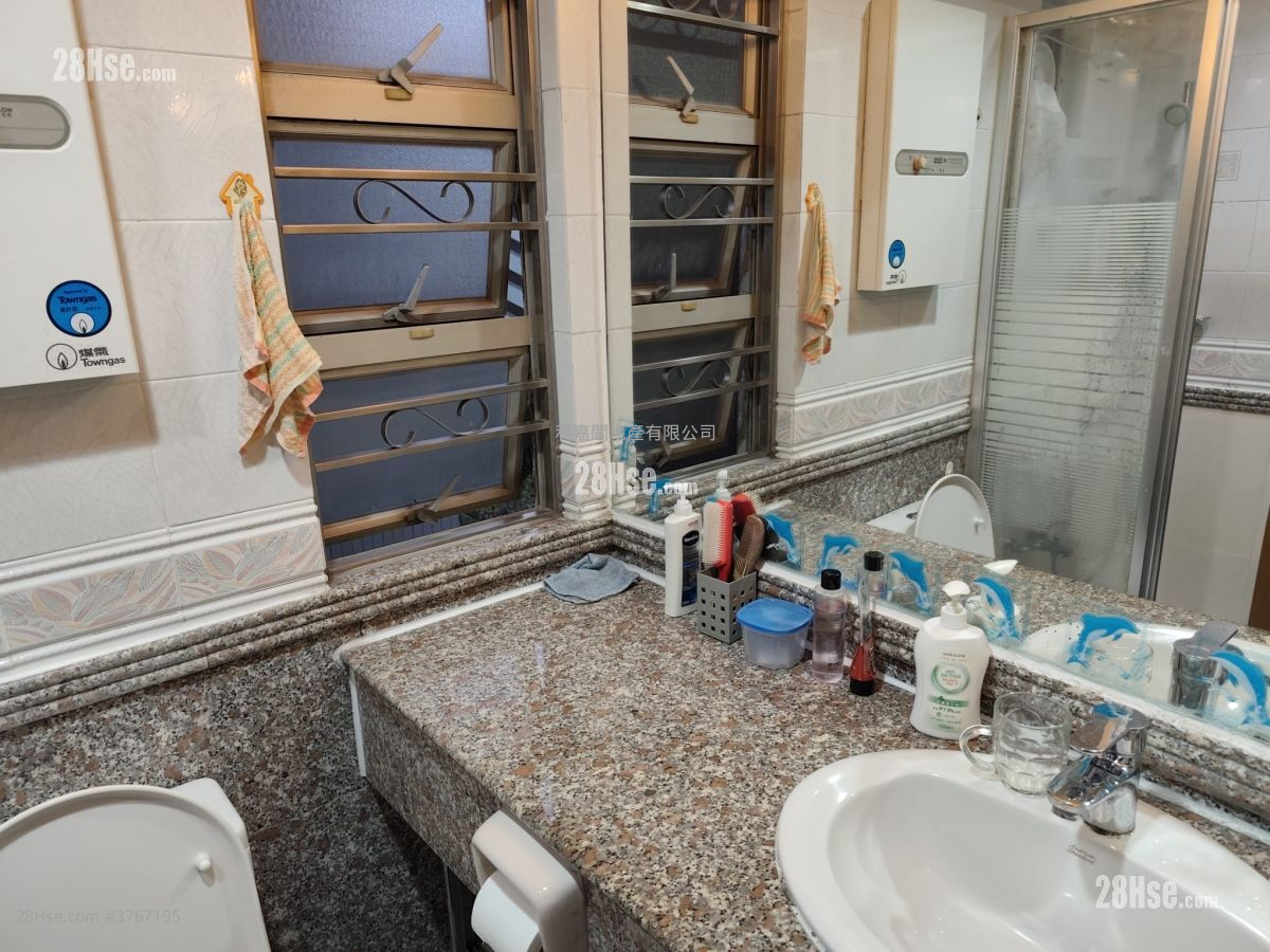 嘉湖山庄 售盘 3 房 , 2 浴室 630 平方尺