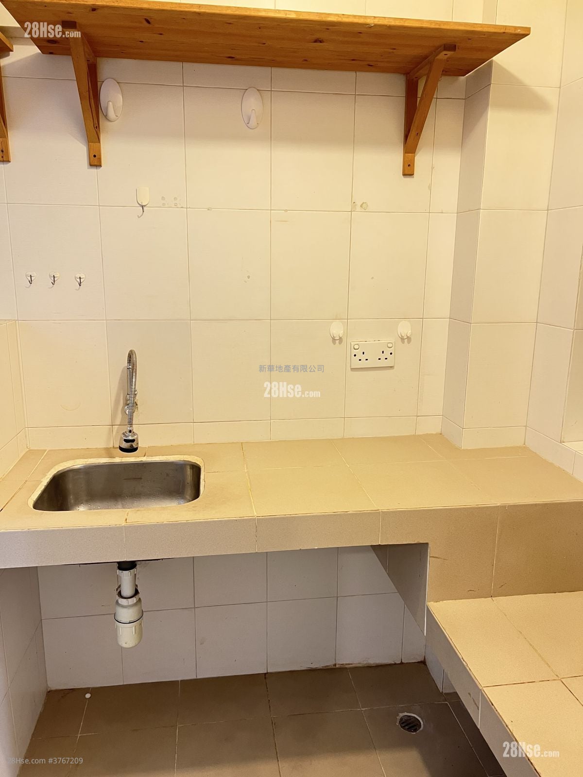 Tai Hing House Rental Studio 267 ft²