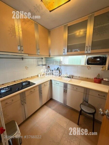 Whampoa Garden Sell 3 Bedrooms 765 ft²