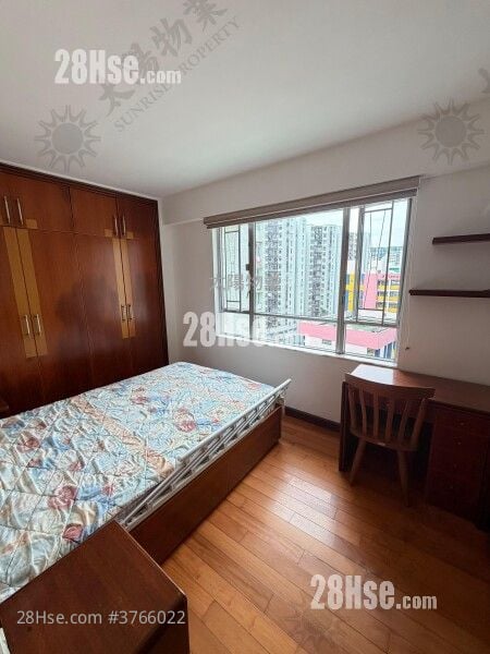 Whampoa Garden Sell 3 Bedrooms 765 ft²