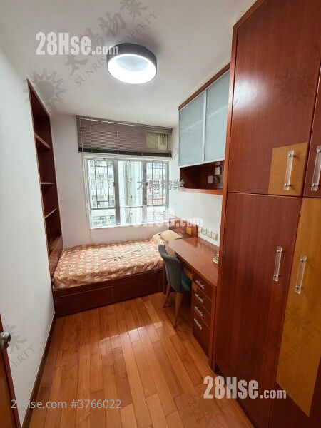 Whampoa Garden Sell 3 Bedrooms 765 ft²