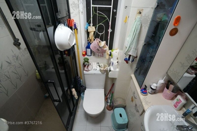 Whampoa Garden Sell 3 Bedrooms 639 ft²