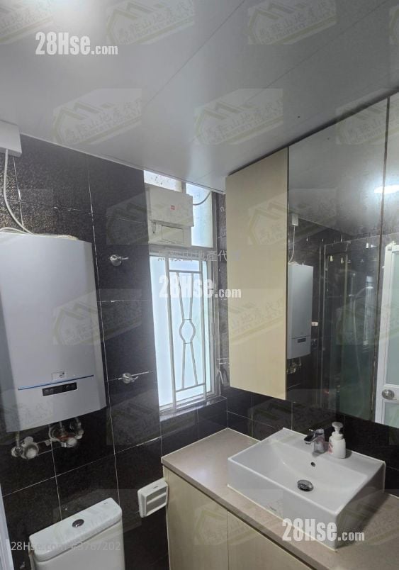 Saddle Ridge Garden Sell 3 Bedrooms , 1 Bathroom 592 ft²