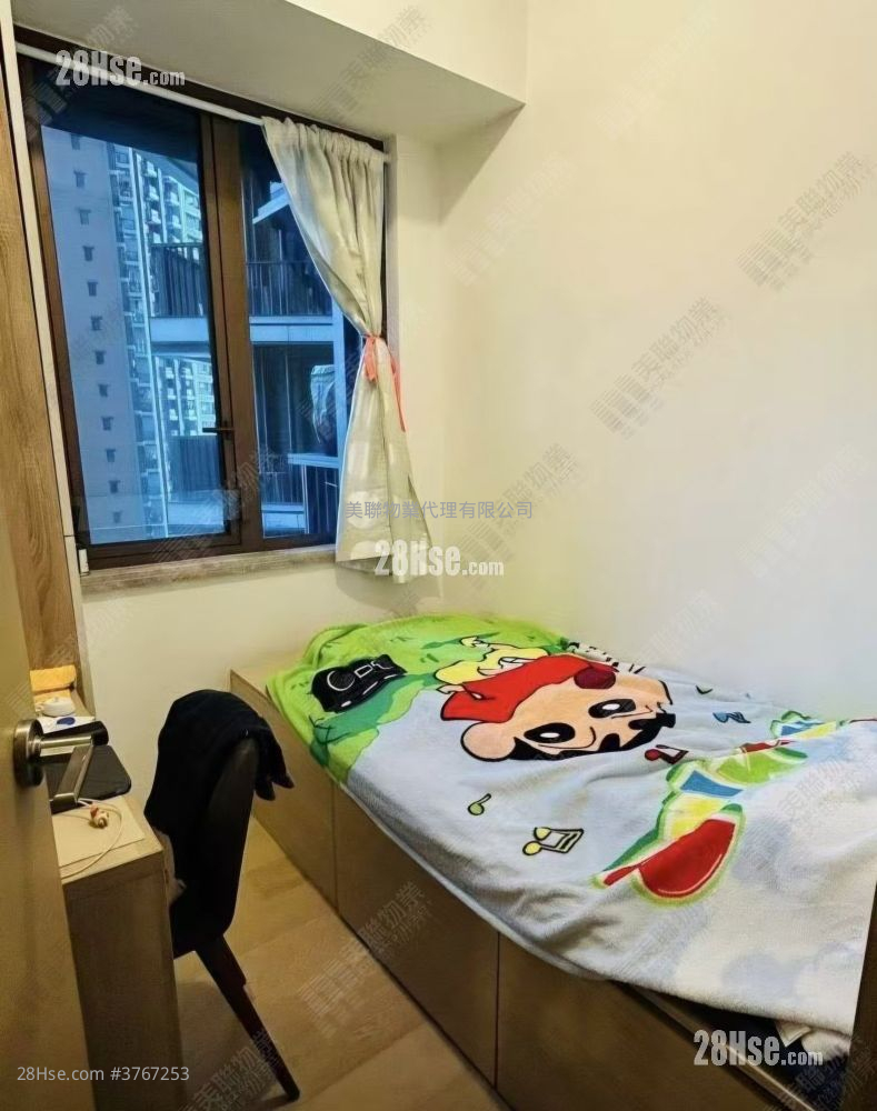 Lp6 Sell 2 Bedrooms , 1 Bathroom 571 ft²