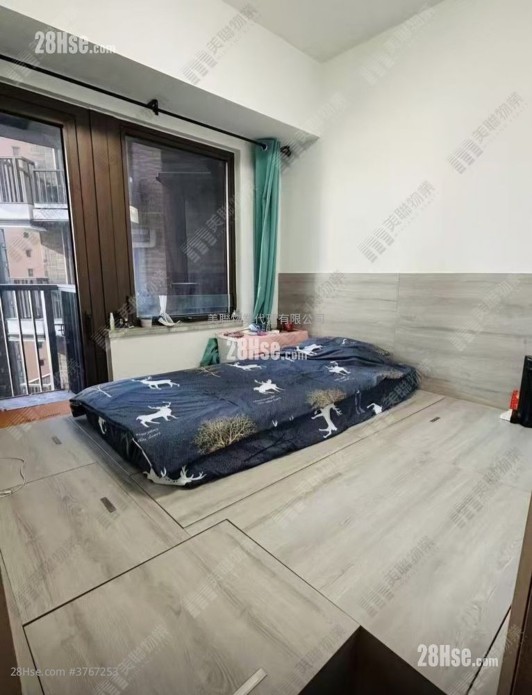 Lp6 Sell 2 Bedrooms , 1 Bathroom 571 ft²