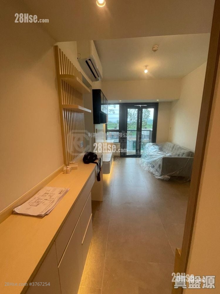 Wetland Seasons Park Sell 3 Bedrooms , 1 Bathroom 538 ft²