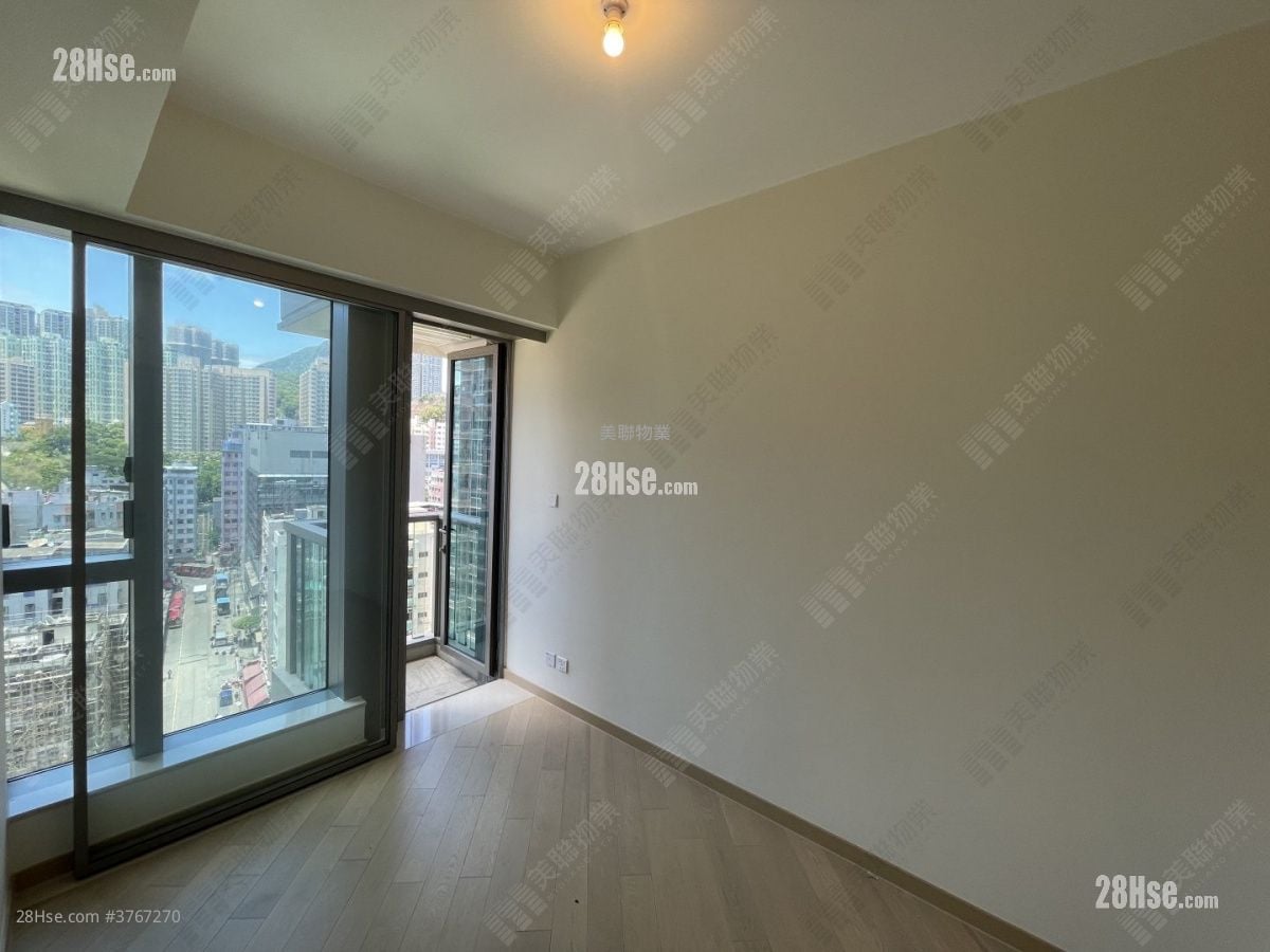 Grand Central Sell 1 Bedroom 333 ft²