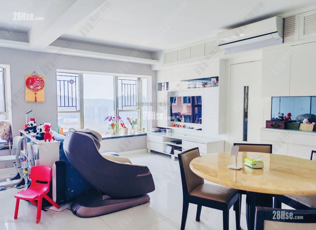 Tseung Kwan O Plaza Sell 1,186 ft²