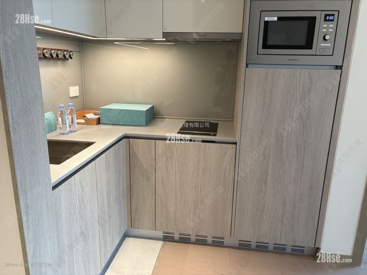 蔚蓝东岸 售盘 1 房 , 1 浴室 347 平方尺