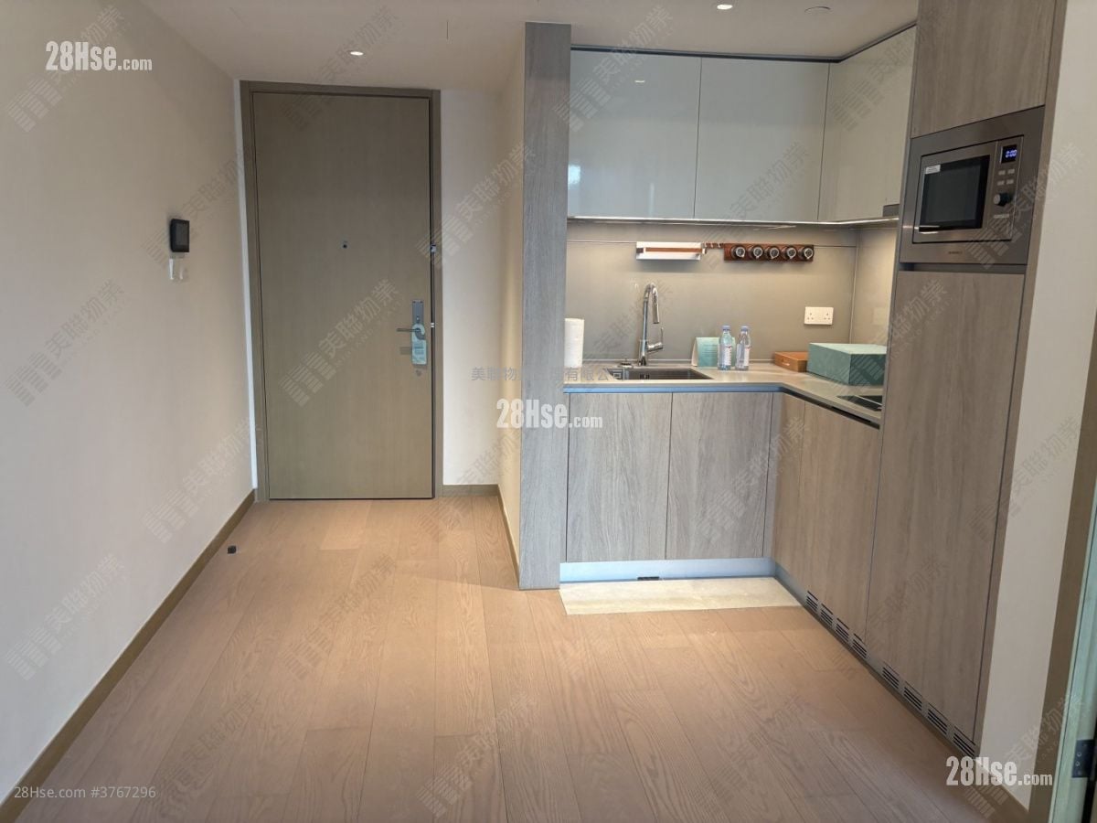 蔚蓝东岸 售盘 1 房 , 1 浴室 347 平方尺