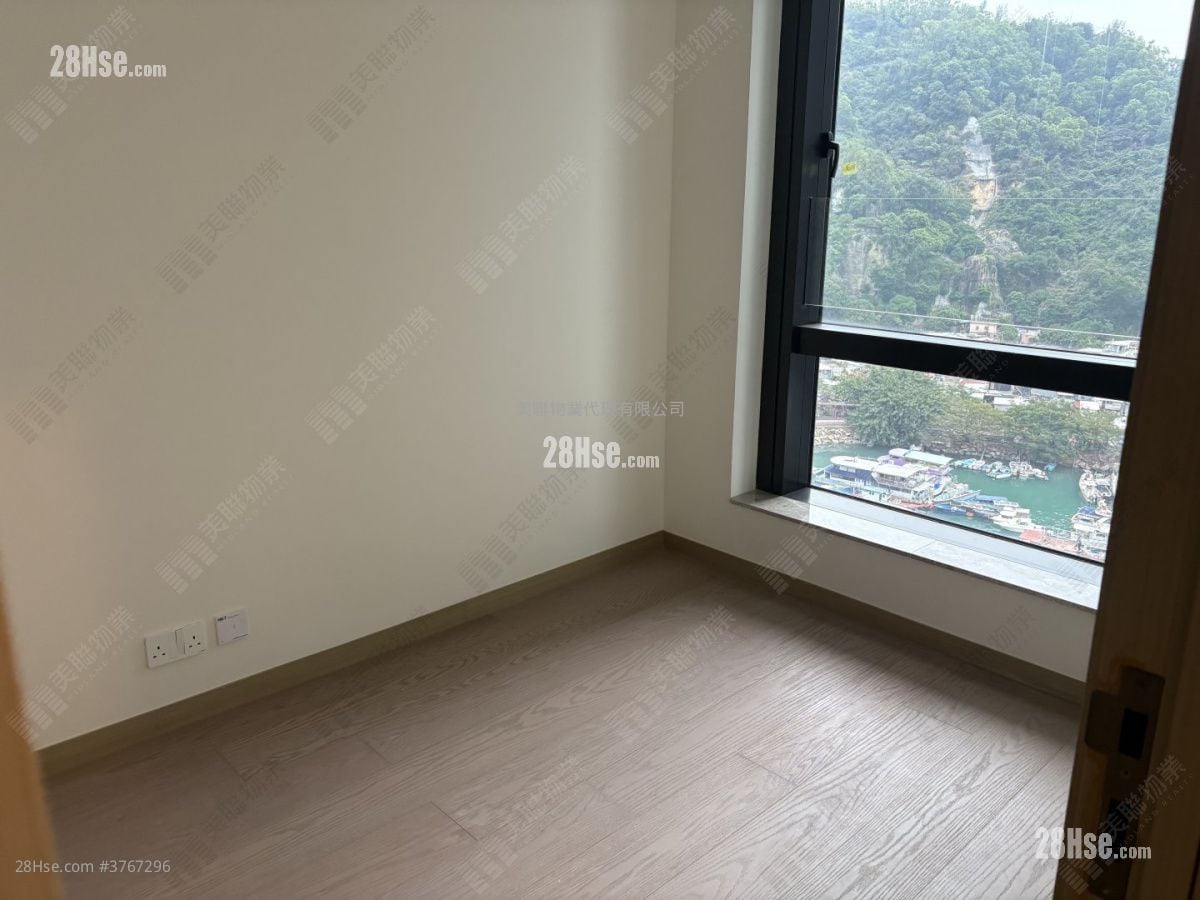 蔚蓝东岸 售盘 1 房 , 1 浴室 347 平方尺