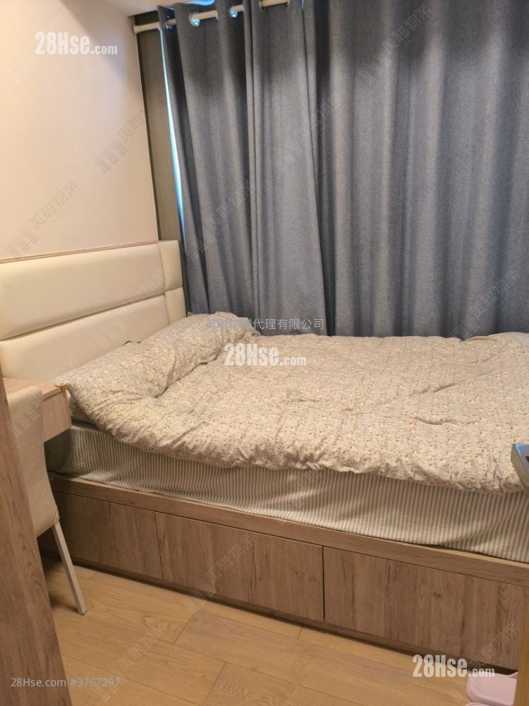 Peninsula East Sell 3 Bedrooms , 2 Bathrooms 959 ft²