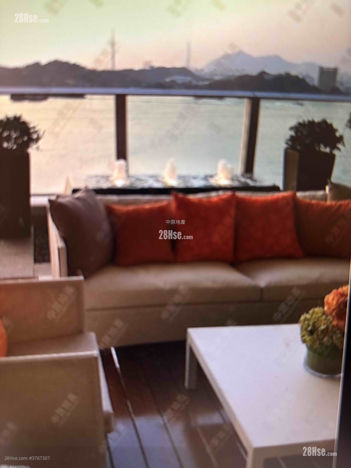 Imperial Cullinan Sell 3 Bedrooms 896 ft²