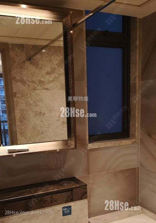 天晋 售盘 3 房 1,032 平方尺