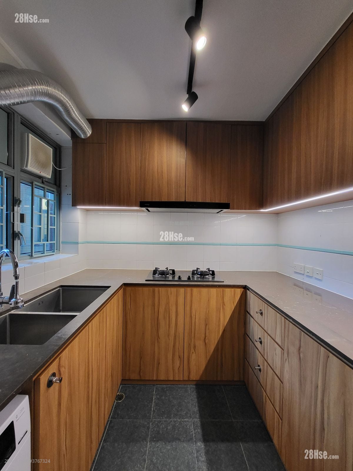 The Floridian Sell 3 Bedrooms , 2 Bathrooms 850 ft²