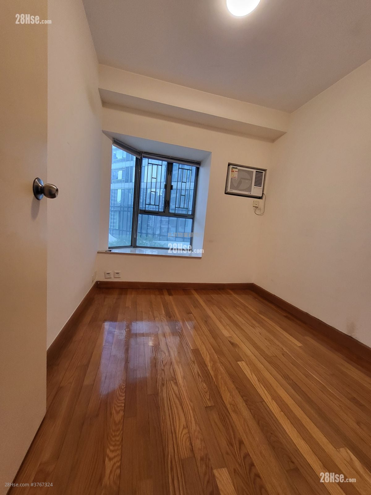 The Floridian Sell 3 Bedrooms , 2 Bathrooms 850 ft²